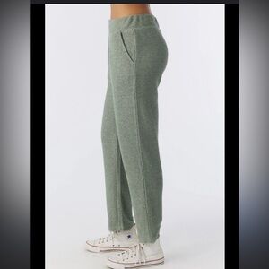 NWT O'Neill women's‎ Tanya's pants size Medium